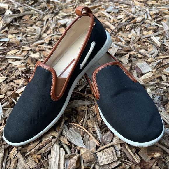 New Directions Anchor Slip On Black Boat Shoes - Picture 2 of 10